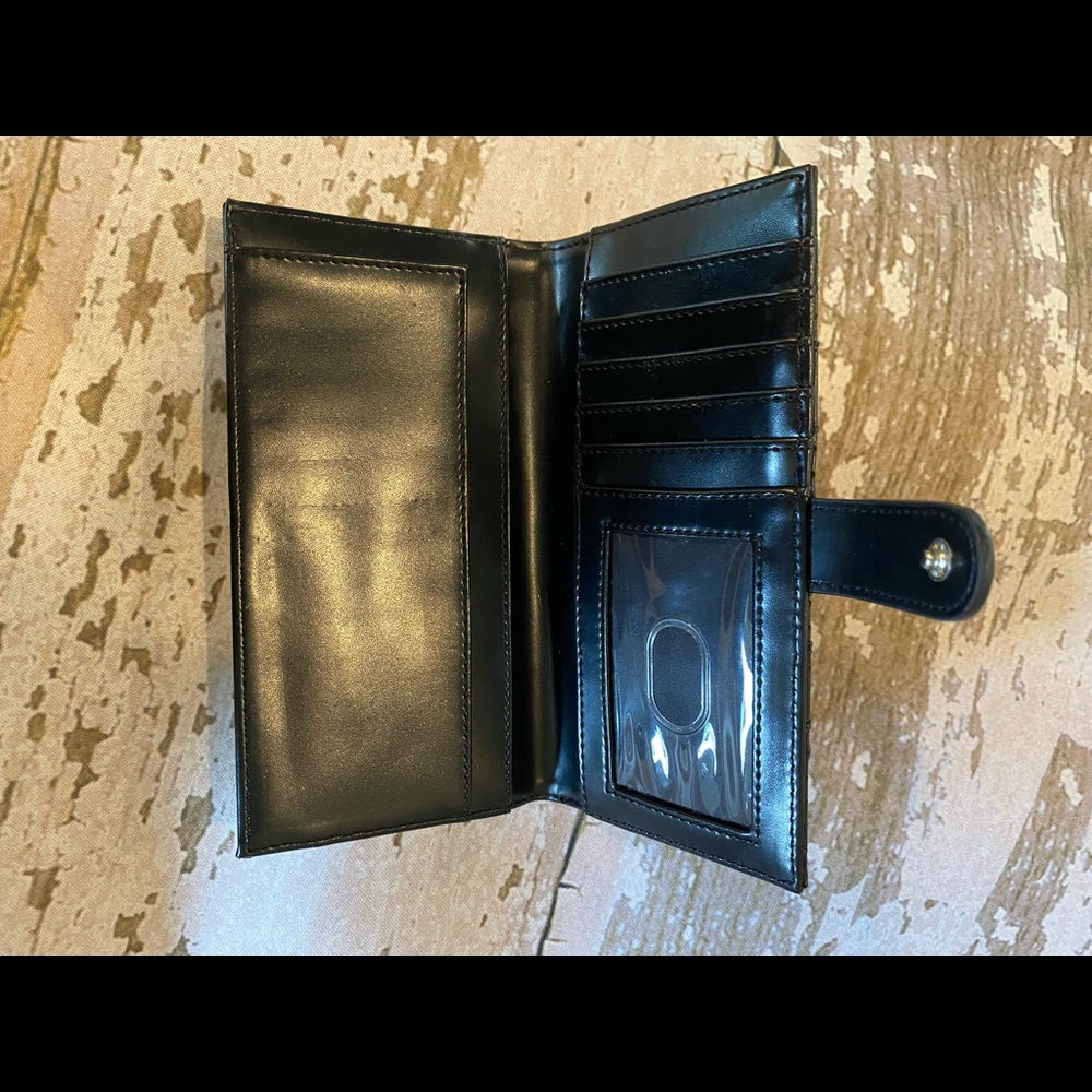 Guess Wallet - Picture 2 of 2